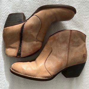Cute boots for sale